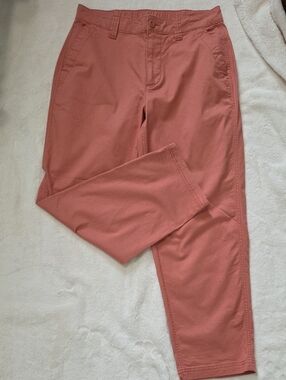 Old Navy Women's Chino Pants in Rosewood